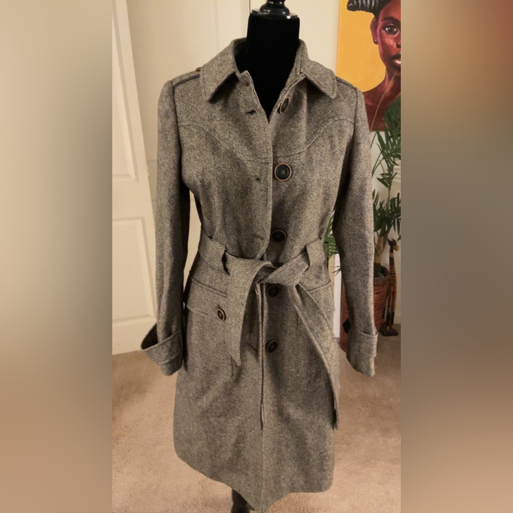 Brown trench